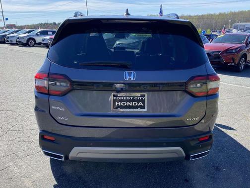 2024 Honda Pilot Elite