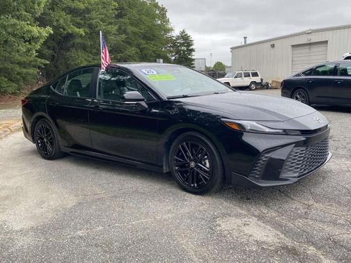 Midnight Black Metallic 2025 Toyota Camry SE