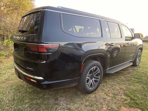 2024 Jeep Wagoneer L Series II 4x4