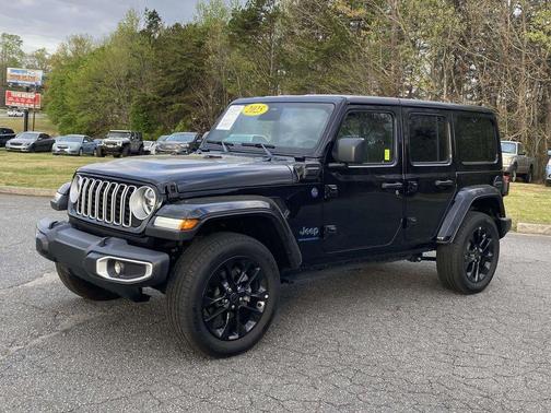 Black Clearcoat 2025 Jeep Wrangler 4xe Sahara
