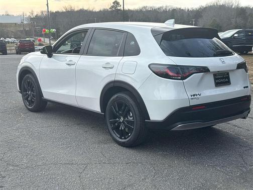 2026 Honda HR-V 2WD Sport