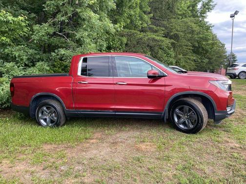 Radiant Red 2023 Honda Ridgeline RTL-E