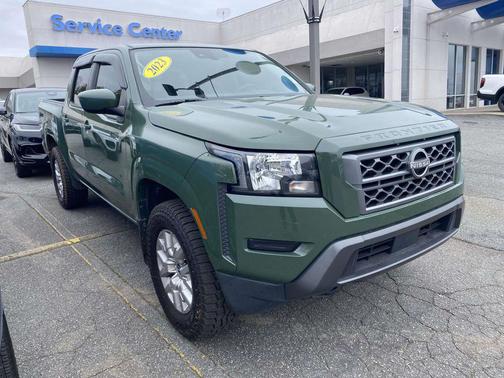 2023 Nissan Frontier SV