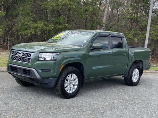 2023 Nissan Frontier SV