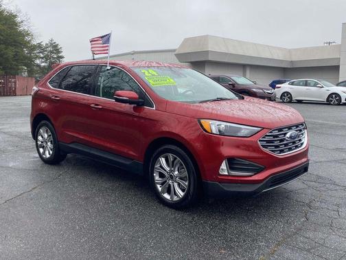 2024 Ford Edge Titanium
