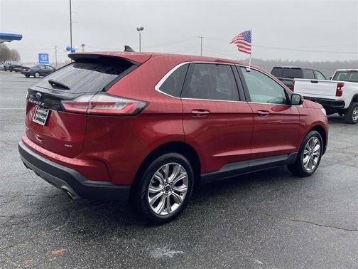 2024 Ford Edge Titanium