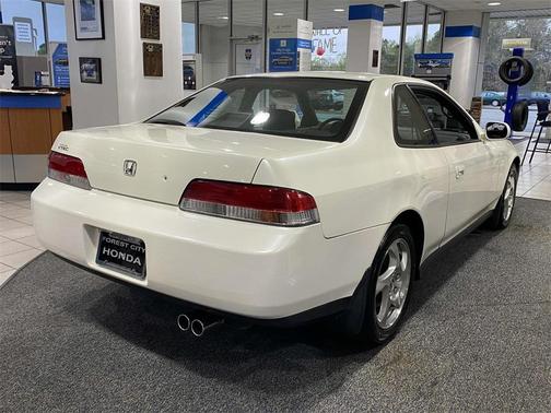 2001 Honda Prelude Base