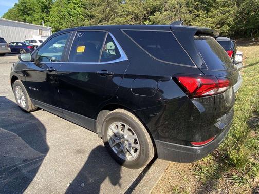 Mosaic Black Metallic 2024 Chevrolet Equinox 1LT