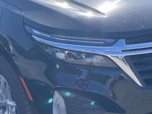 Mosaic Black Metallic 2024 Chevrolet Equinox 1LT