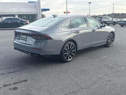 2025 Honda Accord Hybrid Touring