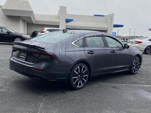 2023 Honda Accord Hybrid Touring