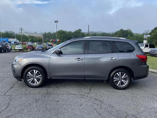 2020 Nissan Pathfinder SV 4WD