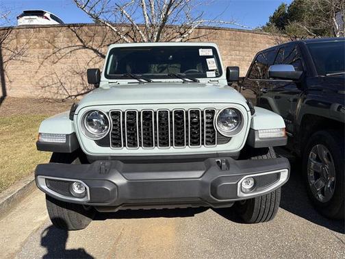 2024 Jeep Wrangler 4-Door Sahara 4x4