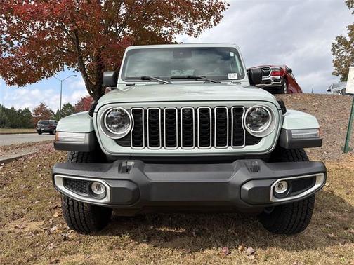 2024 Jeep Wrangler 4-Door Sahara 4x4