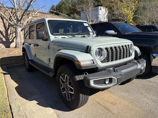 2024 Jeep Wrangler 4-Door Sahara 4x4