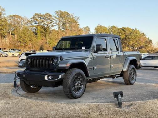 2026 Jeep Gladiator Sport S
