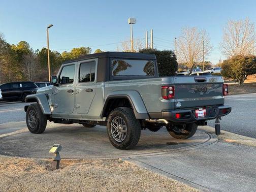 2026 Jeep Gladiator Sport S