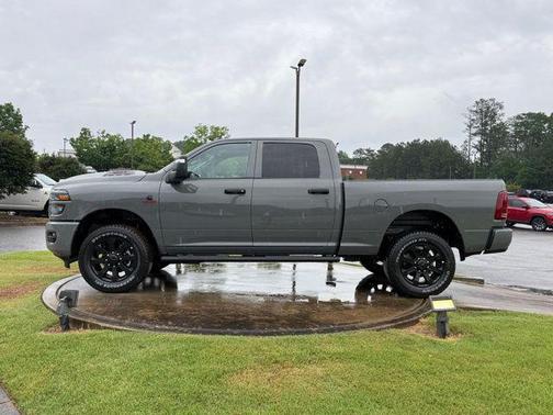Ceramic Gray Clearcoat 2026 RAM 2500 Black Express Crew Cab 4x4 6'4' Box
