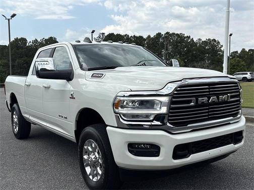 2024 RAM 3500 Laramie Crew Cab 4x4 6'4' Box