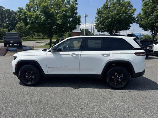 2025 Jeep Grand Cherokee Altitude