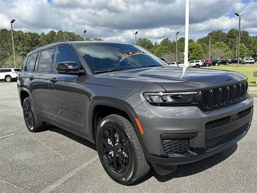 2025 Jeep Grand Cherokee L Altitude