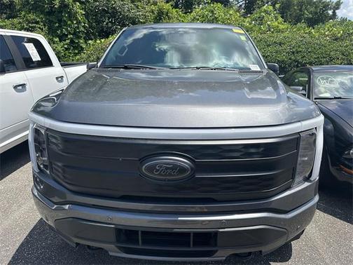 2022 Ford F-150 Lightning LARIAT