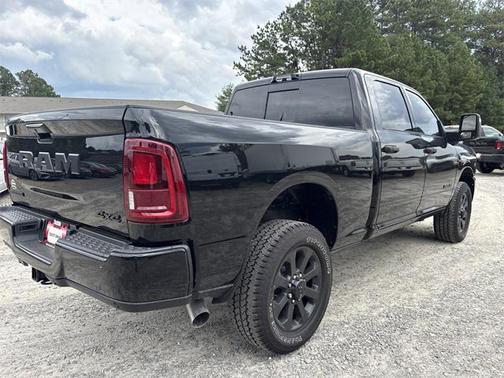 2025 RAM 2500 Big Horn Crew Cab 4x4 6'4' Box