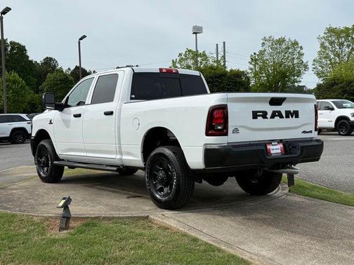 Bright White Clearcoat 2026 RAM 3500 Tradesman Crew Cab 4x4 6'4' Box
