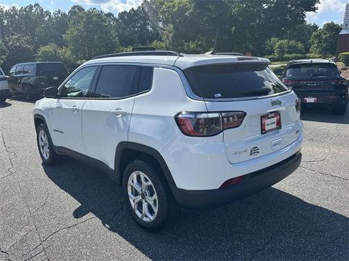 2025 Jeep Compass Latitude