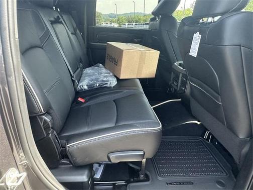 2025 RAM 3500 Limited Mega Cab 4x4 6'4' Box