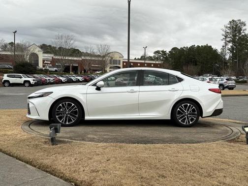 2025 Toyota Camry XLE