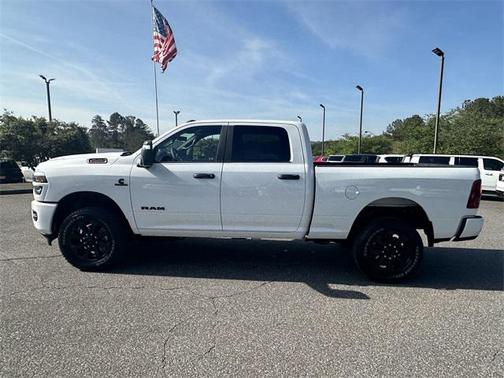 2025 RAM 2500 Big Horn Crew Cab 4x4 6'4' Box