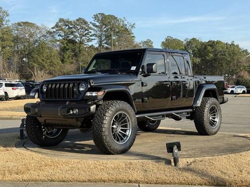 2024 Jeep Gladiator Nighthawk