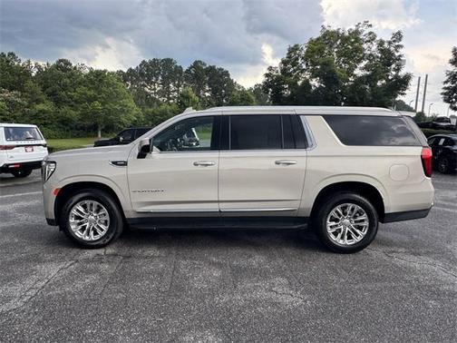 2021 GMC Yukon XL SLT