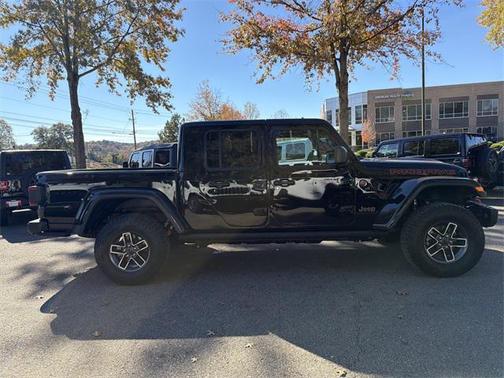 2024 Jeep Gladiator Mojave X