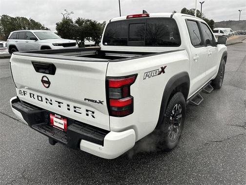 2022 Nissan Frontier PRO-X