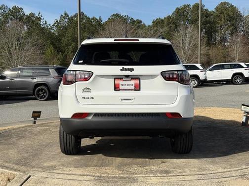 2026 Jeep Compass Latitude