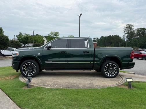 Serrano Green Metallic 2026 RAM 1500 Limited