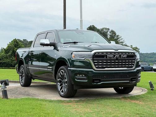 Serrano Green Metallic 2026 RAM 1500 Limited