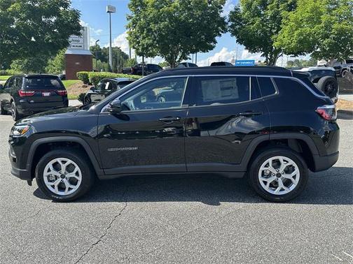 2025 Jeep Compass Latitude