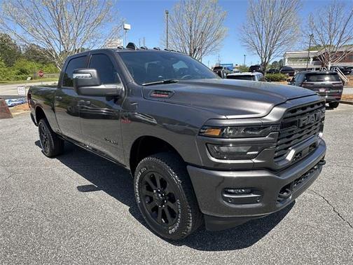 2025 RAM 2500 Big Horn Crew Cab 4x4 6'4' Box