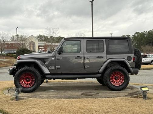 2020 Jeep Wrangler Unlimited Sahara