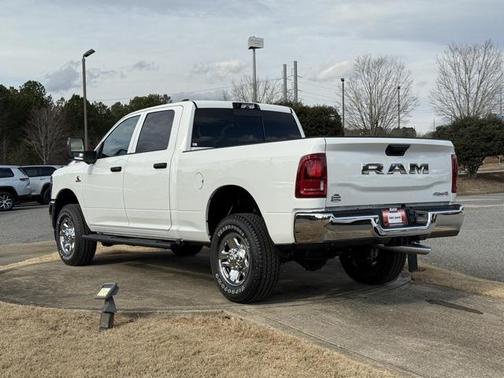 2026 RAM 2500 Tradesman Crew Cab 4x4 6'4' Box