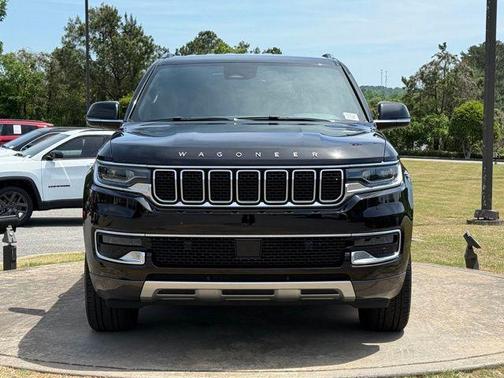 Diamond Black Crystal Pearlcoat 2022 Jeep Wagoneer Series II 4x4