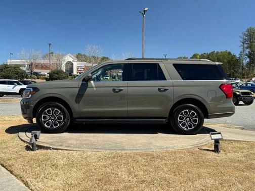 Wild Green 2024 Ford Expedition Max XLT