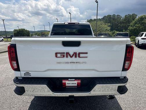 2024 GMC Sierra 2500 Pro