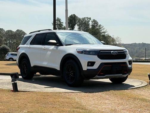 Star White Metallic Tri-Coat 2021 Ford Explorer Timberline
