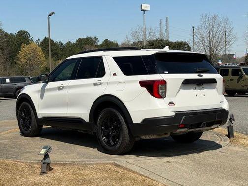Star White Metallic Tri-Coat 2021 Ford Explorer Timberline
