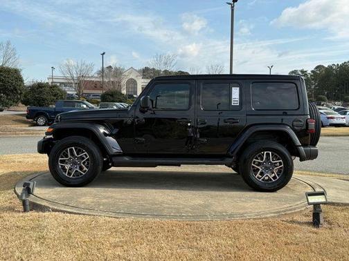2026 Jeep Wrangler 4-Door Sahara 4x4