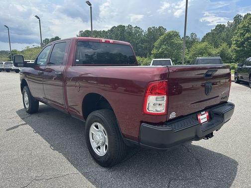 2024 RAM 2500 Tradesman Crew Cab 4x4 6'4' Box